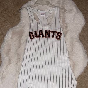 Racer back giants jersey